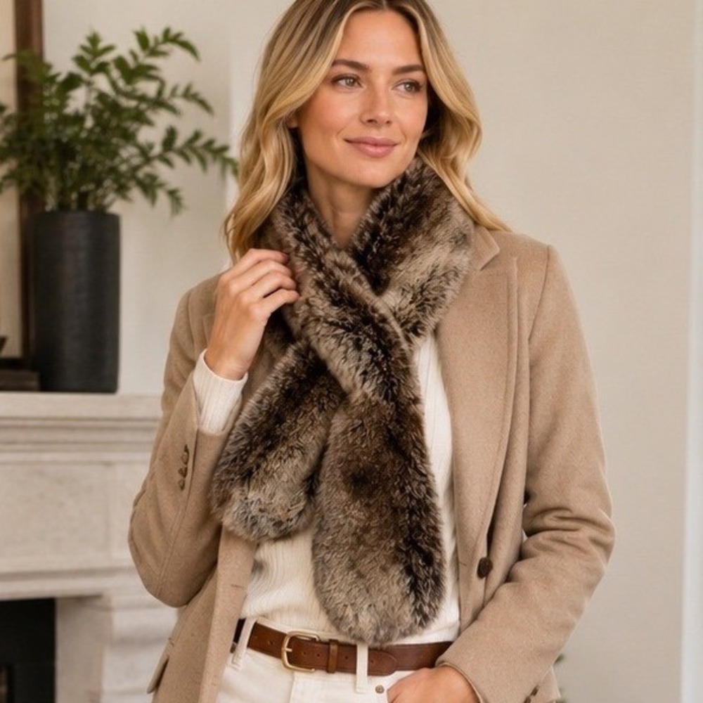 Restoration Hardware Women's Brown Faux Fur Pull Through Scarf Stole Wrap RH